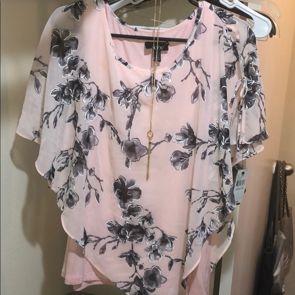 Blossom blouse